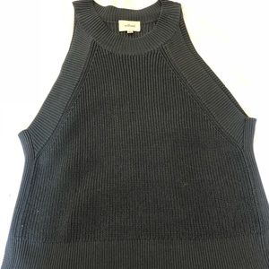 Aritzia tank top. Good condition deep blue/green.